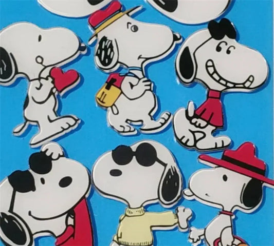 Snoopy Brooch Set – Adorable Accessories for Snoopy Fans