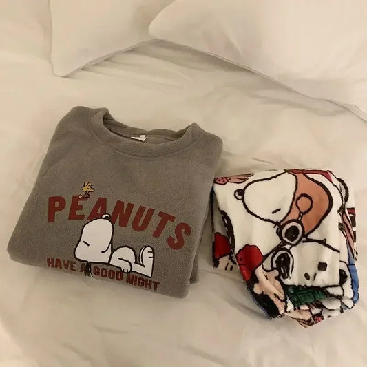 Cozy Snoopy Ladies' Autumn/Winter Home Clothes Set
