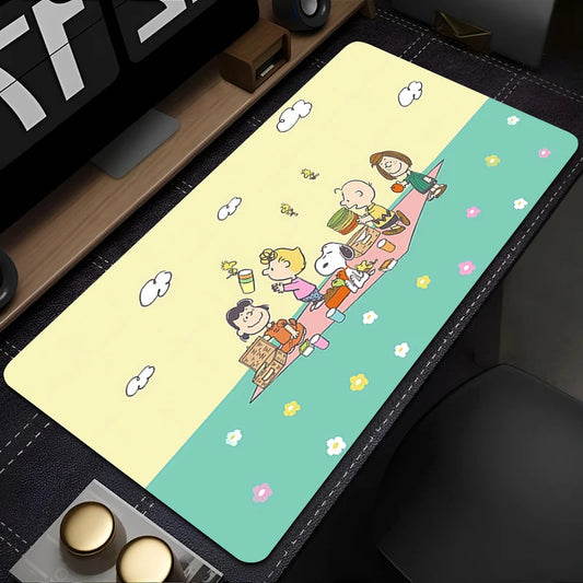S-Snoopy Mousepad Kawaii – Large Gaming Desk Mat for Gamers