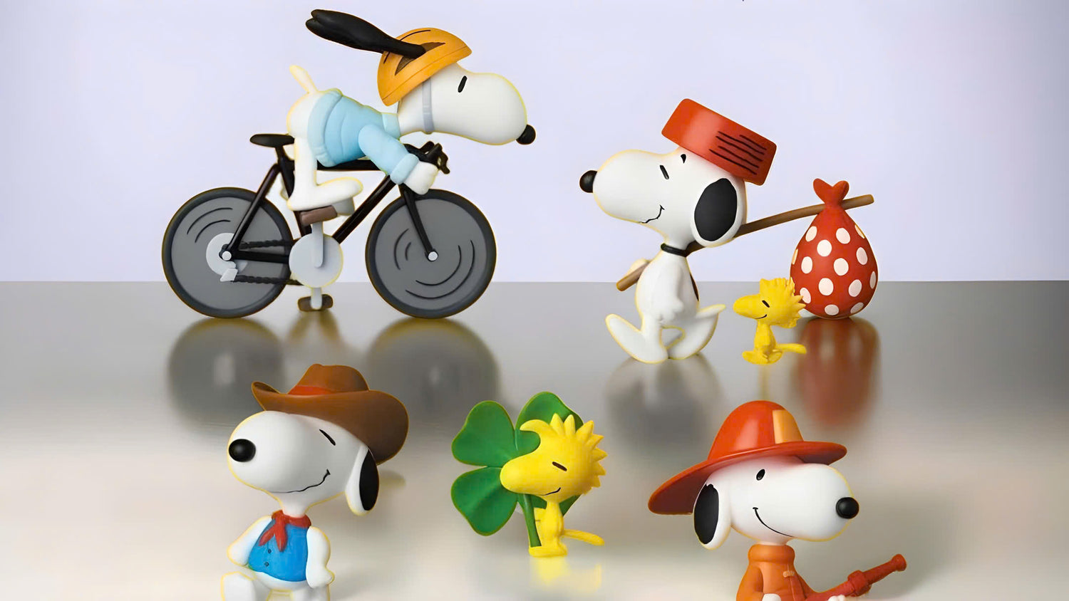 Figures & Toys
